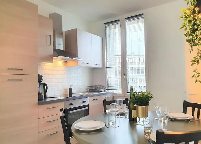 L'atelier D'artiste, Proche Gare Sncf - 3